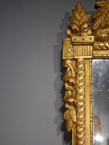 Miroir Louis XVI en bois doré d'époque XVIIIe siècle - Louis XVI