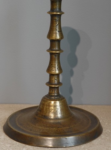 Late 15th-early 16th century candlestick in solid bronze - Lighting Style Renaissance