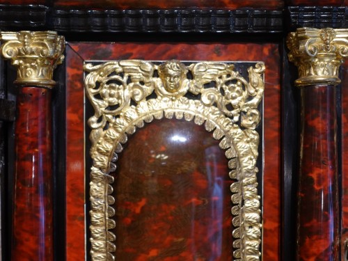 Antiquités - Cabinet Anversois de grandes dimensions, d'époque XVIIe
