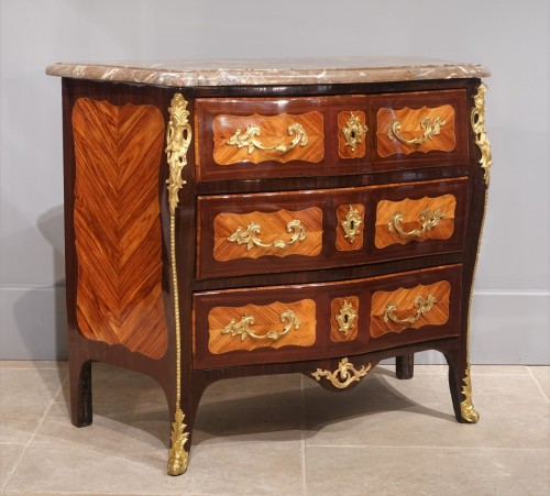 Louis XV chest of drawers stamped J.B Galet - 18th century - Furniture Style Louis XV