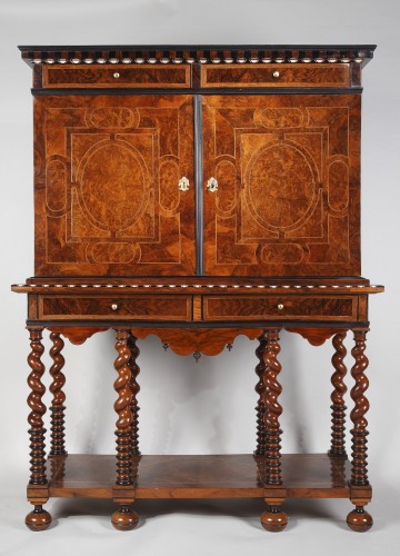 Grand Cabinet attribué à Thomas Hache - Mobilier Style Louis XIV