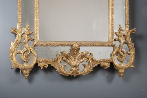 French Regence - Large Regency period mirror with glazing beads