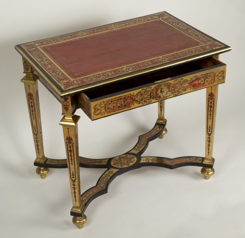 Furniture  -  Small Louis XIV period table in Boulle marquetry