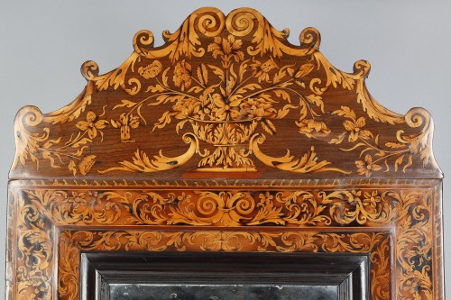 Miroir à fronton fin XVIIe attribué à Thomas Hache - Miroirs, Trumeaux Style Louis XIV