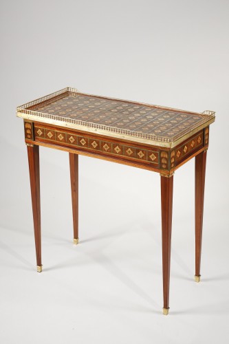 Antiquités - A Rare Living Room Table With Mechanism, Sliding Tray In Boudin Stamped Mar