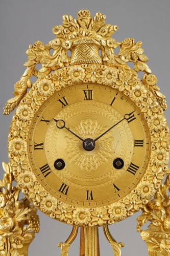 18th century - Directoire period portico clock