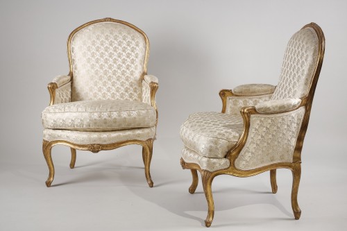 Antiquités - Paire de bergères d'époque Louis XV estampillée de Pothier