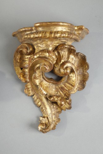 Paire de petites consoles d'applique en bois doré - Louis XV