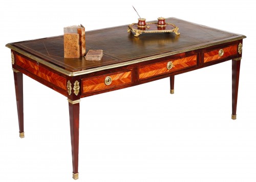 Large Flat Desk In violet wood and rosewood attributed to Vassou