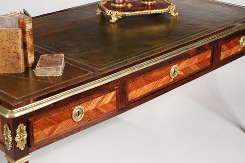 Furniture  - Large Flat Desk In violet wood and rosewood attributed to Vassou