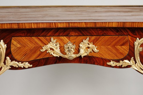 Mobilier Bureau et Secrétaire - Bureau plat estampillé Delorme