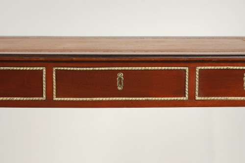 Antiquités - Small Flat Mahogany Desk Louis XVI