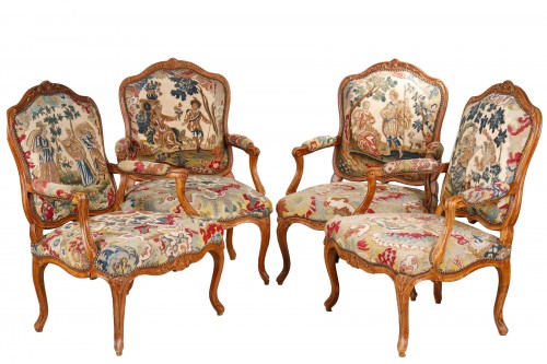 Suite of 4 armchairs to the Queen Stamped by Bauve