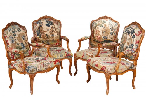 Suite de quatre fauteuils à la Reine Estampillés de Bauve