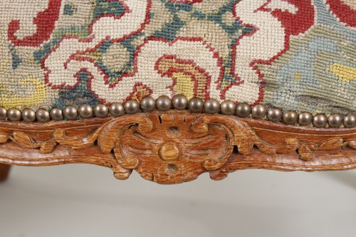 Antiquités - Suite de quatre fauteuils à la Reine Estampillés de Bauve