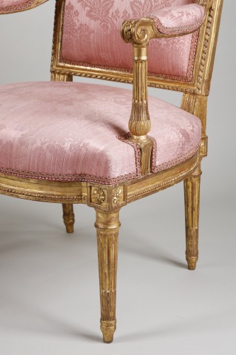 Paire de fauteuils cabriolets attribués à Georges Jacob - Louis XVI
