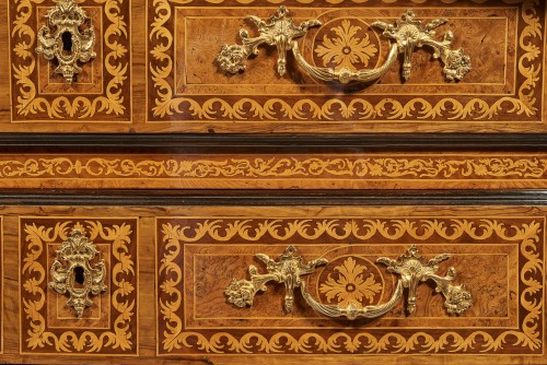 Commode Mazarine attribuée à Thomas Hache - Galerie Gilles Linossier