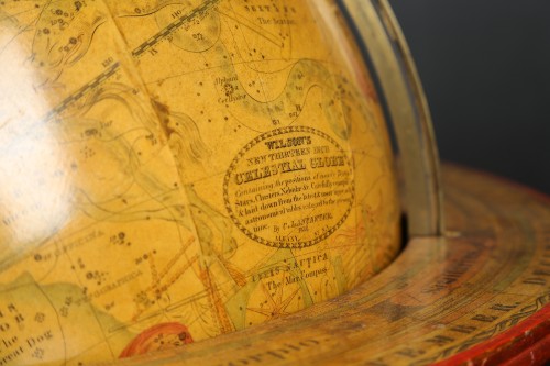 Objets de Curiosité  - Paire de globes, début XIXe