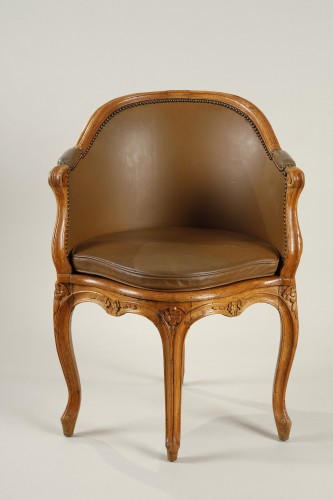 Antiquités - Fauteuil de bureau d’époque Louis XV estampillé de Forget