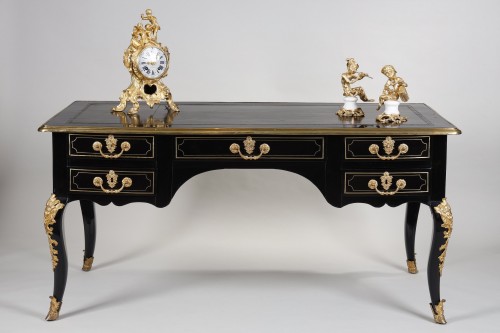 Antiquités - Large flat desk, black, Regency period
