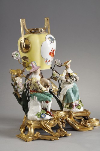 Antiquités - Pot-pourri en bronze doré et porcelaine de Saxe, XVIIIe siècle