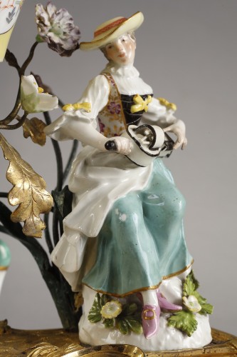 Antiquités - Pot-pourri en bronze doré et porcelaine de Saxe, XVIIIe siècle
