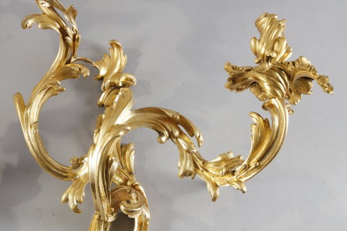 Antiquités - Large pair of Louis XV period gilt bronze sconces