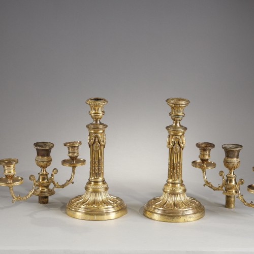 Grande paire de candélabres d'époque Louis XVI - Luminaires Style Louis XVI