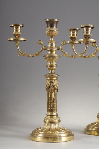 Luminaires Bougeoirs et Chandeliers - Grande paire de candélabres d'époque Louis XVI