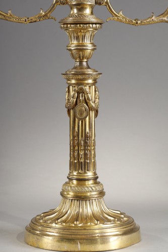 Grande paire de candélabres d'époque Louis XVI - Galerie Gilles Linossier