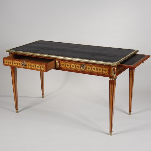 Bureau plat estampillé G. Dester - Galerie Gilles Linossier