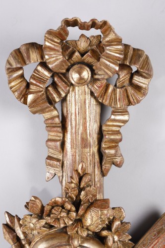 Grand baromètre en bois doré aux attributs de la chasse, époque Louis XVI - Louis XVI
