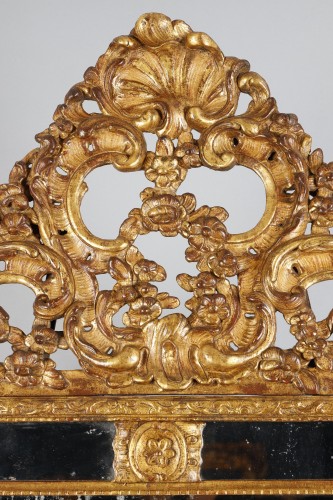 Antiquités - Miroir à fronton d'époque Régence