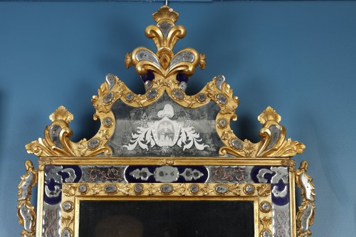 Large Venetian mirror with a pediment bearing the Doge&#039;s coat of arms - Mirrors, Trumeau Style Louis XV