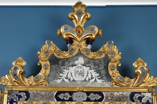 Mirrors, Trumeau  - Large Venetian mirror with a pediment bearing the Doge&#039;s coat of arms