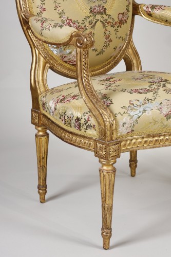 Sièges Fauteuil & Bergère - Paire de fauteuils Louis XVI estampillé de Jean Baptiste Sené