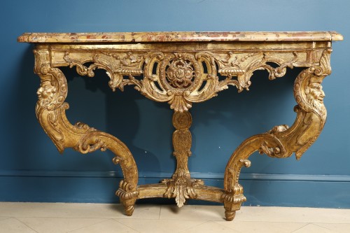 XVIIIe siècle - Console murale à têtes de grotesques d'époque Régence