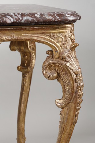 Mobilier Table & Guéridon - Table de milieu en bois doré, d'époque Régence