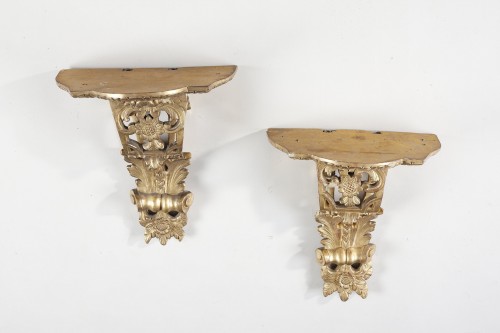 Louis XV - Paire de petites consoles d'applique en bois doré d'époque Louis XV