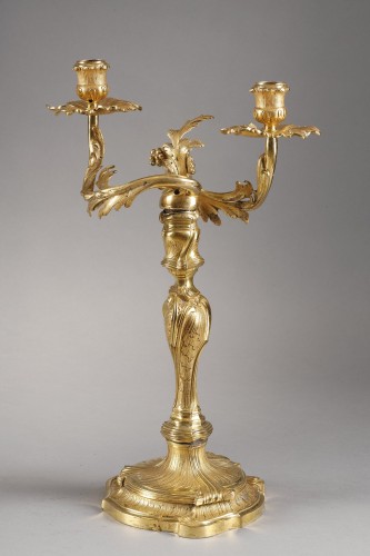 Louis XV - Paire de candélabres rocaille d'époque Louis XV