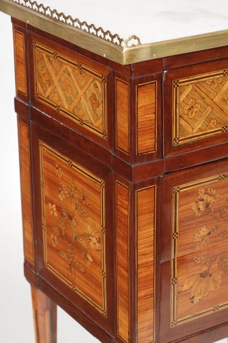 Furniture  - Small Louis XVI table de Salon  with three drawers