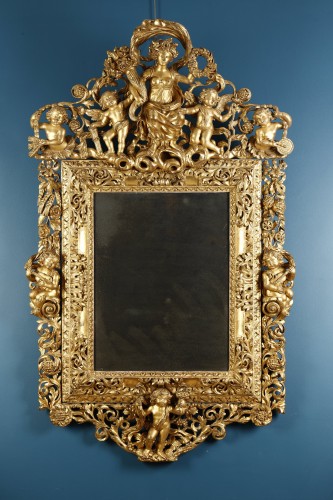 Miroirs, Trumeaux  - Très grand miroir Italien aux allégories de l'abondance et de la musique