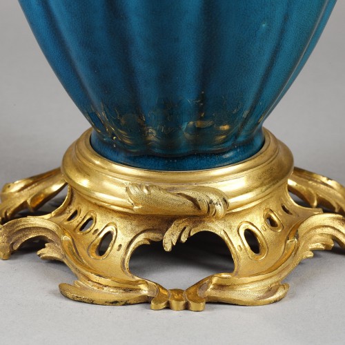 XIXe siècle - Vase en porcelaine bleue de Chine, début XIXe