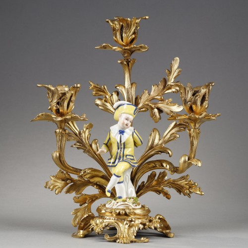 Bougeoirs Louis XV, enfants en porcelaine de Meissen - Luminaires Style Louis XV