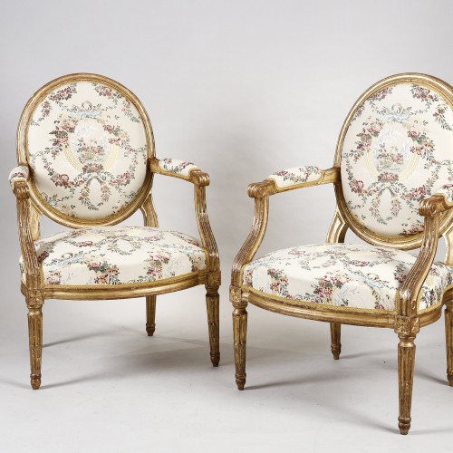 Antiquités - Salon d'époque Louis XVI en bois doré, attribué à Jean-Baptiste Sené