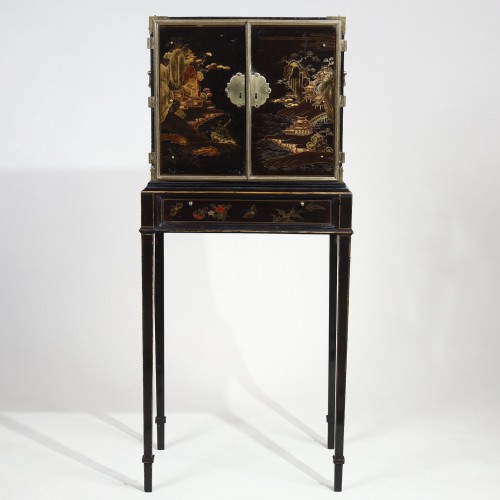 Cabinet Edo d'époque fin XVIIIe siècle - Mobilier Style Louis XV