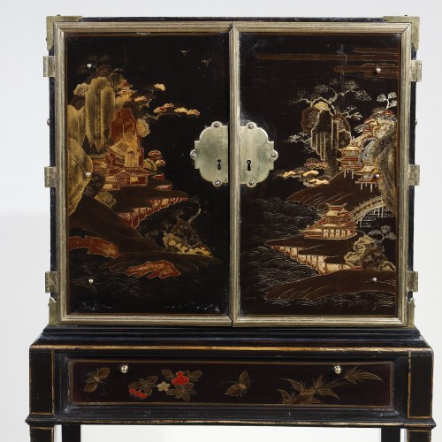 Mobilier Cabinet & Coffre - Cabinet Edo d'époque fin XVIIIe siècle