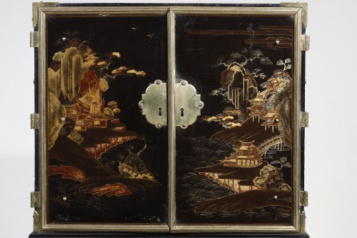 Cabinet Edo d'époque fin XVIIIe siècle - Galerie Gilles Linossier