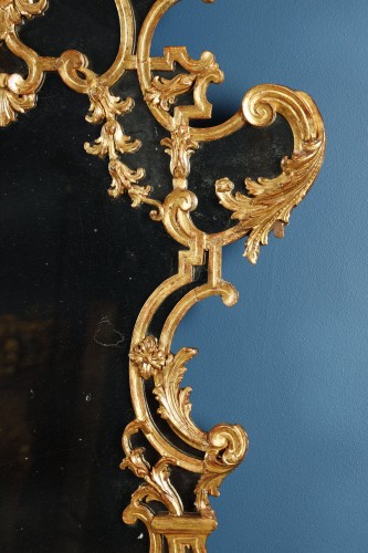 XVIIIe siècle - Paire de miroirs à parecloses en bois doré, Italie du Nord XVIIIe siècle