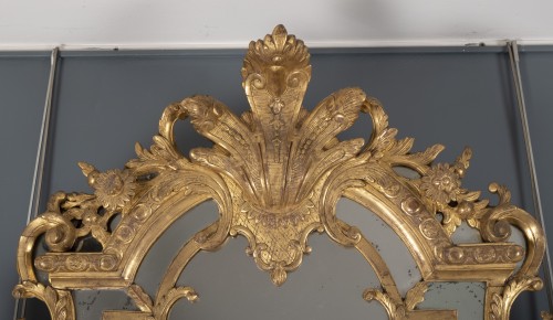 Grand miroir à parecloses, d’époque Régence - Miroirs, Trumeaux Style Régence